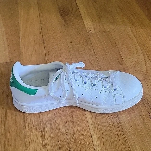 Adidas kids size 4 stan smith sneakers - Picture 7 of 13